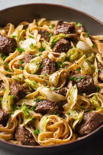 Garlicky Beef and Cabbage Noodles