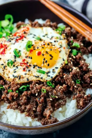 Korean Ground Beef and Rice Bowls